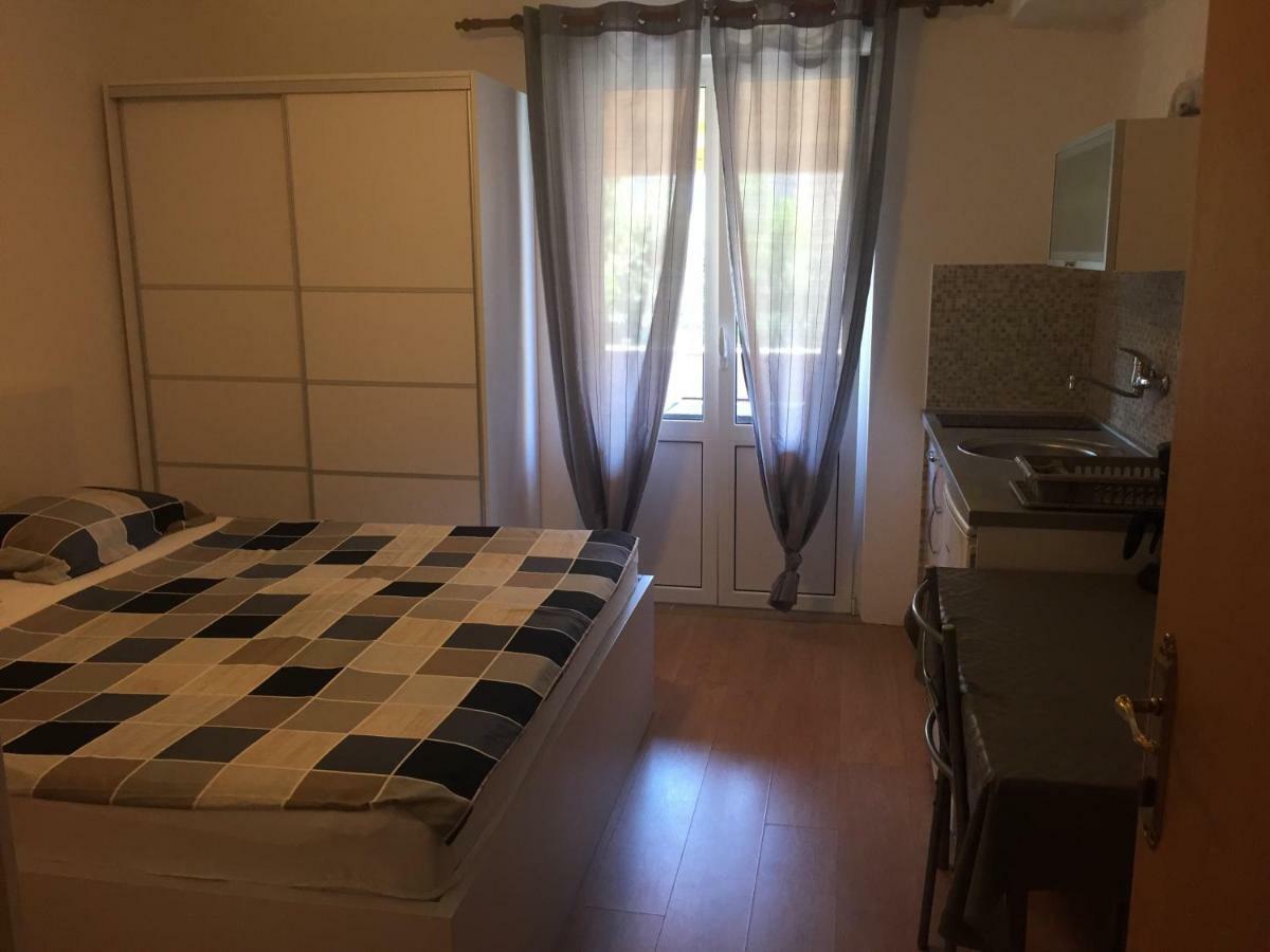 Apartments Nautica Barbat na Rabu Exterior photo